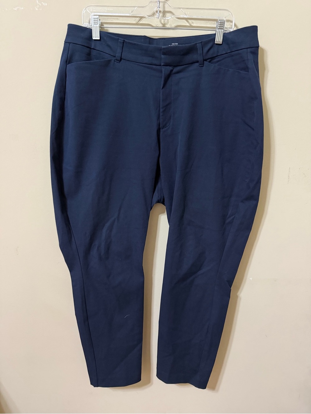 Old Navy Navy Cropped high rise curvy pixie secret smooth pockets 16 slim ankle